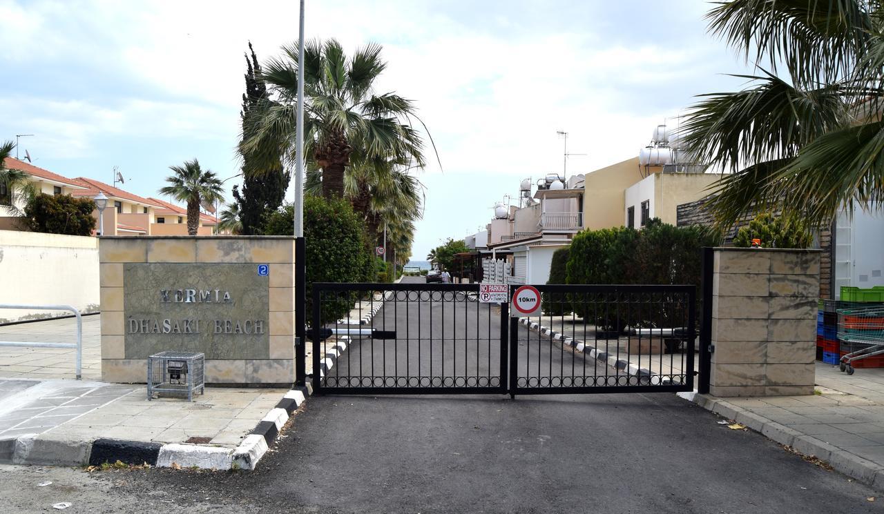Christos Beach House Larnaca Buitenkant foto