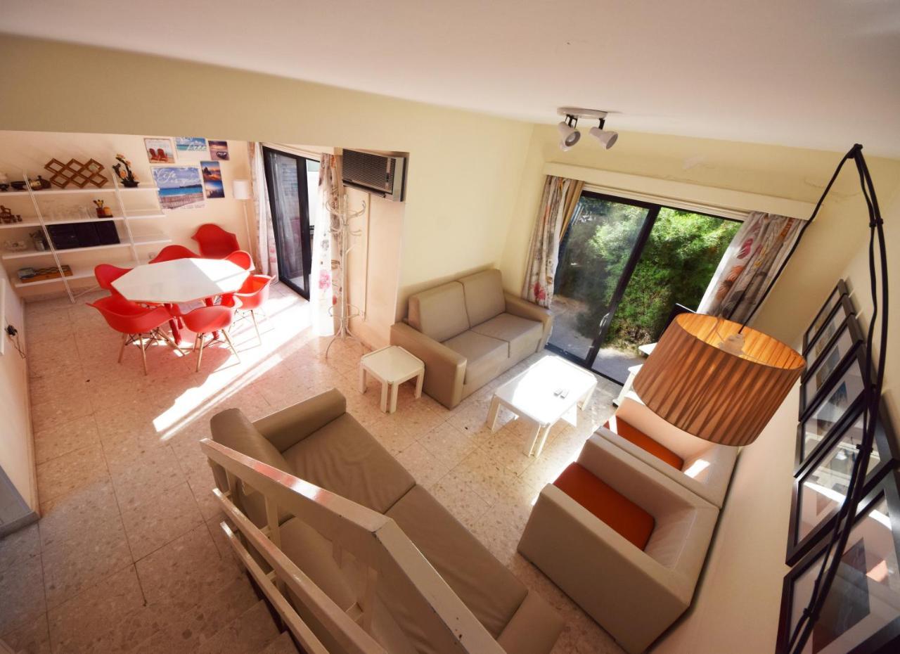 Christos Beach House Larnaca Buitenkant foto
