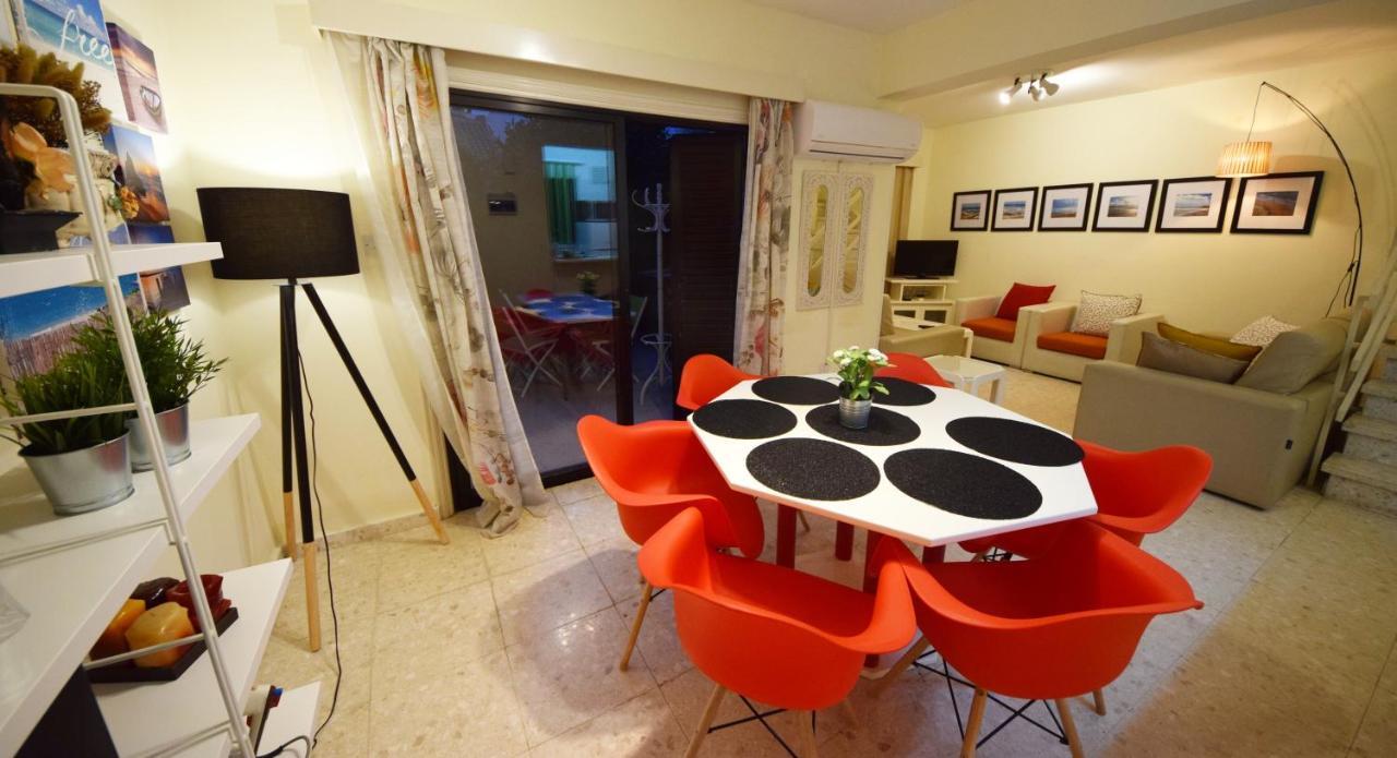 Christos Beach House Larnaca Buitenkant foto