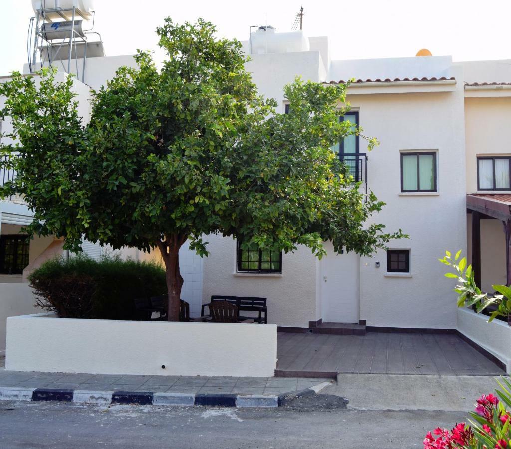 Christos Beach House Larnaca Buitenkant foto