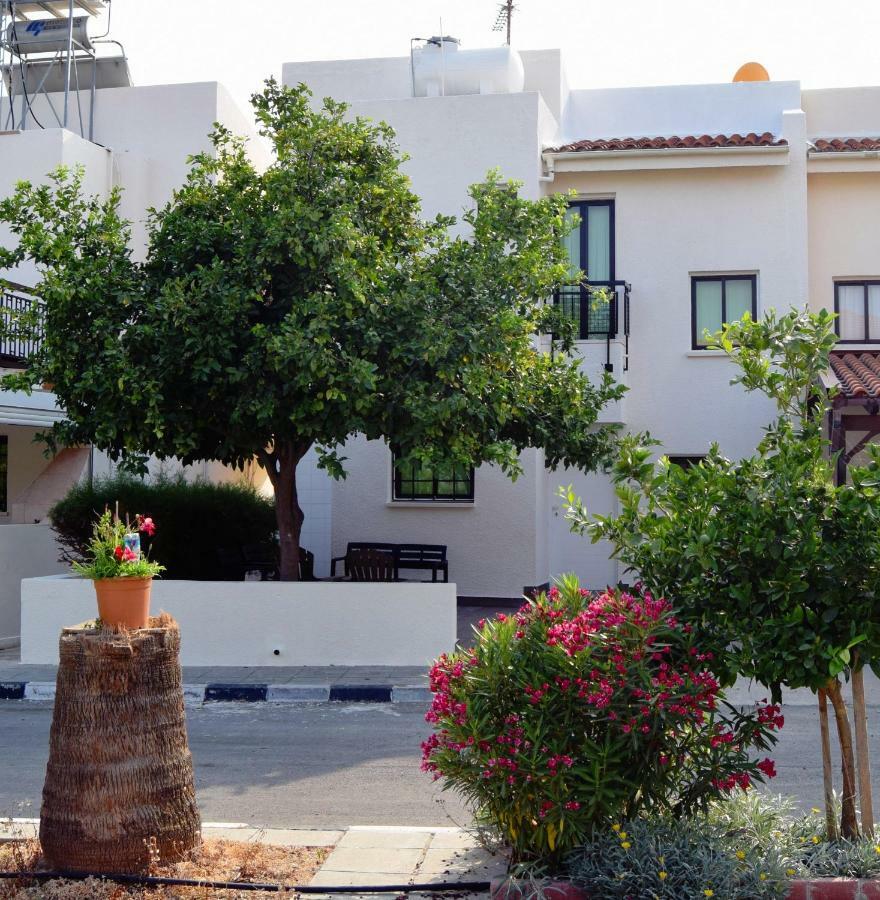 Christos Beach House Larnaca Buitenkant foto